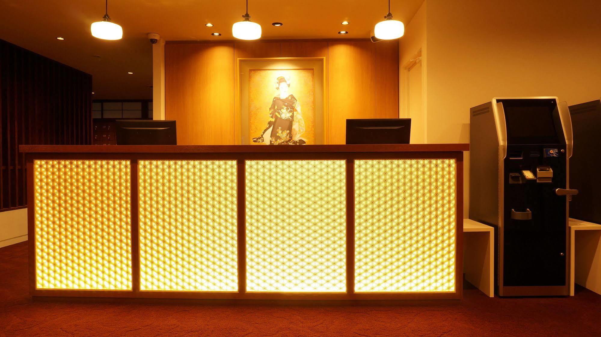 Nihonbashi Muromachi Bay Kapselhotell 2*